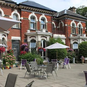 Leaside 3*, Luton (Bedfordshire) United Kingdom